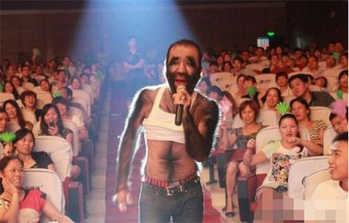 布雷路怪獸：類似狼人的神秘生物，吃人吃老虎視頻曝光