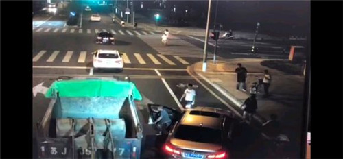 陰陽師解讀昆山砍人事件靈異現(xiàn)象，劉海龍因紋身會(huì)早晚出事