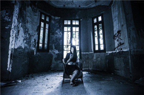 北京朝內(nèi)大街81號(hào)事件是怎么回事，那里是不是真的鬧鬼？