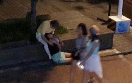 青島女子醉酒遭性侵 疑被路人當(dāng)街輪流猥褻圖片視頻曝光