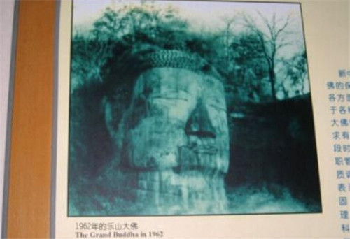 四川樂(lè)山大佛顯靈的傳說(shuō)和樂(lè)山大佛閉眼流淚事件的真相[多圖]