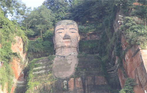 四川樂山大佛顯靈的傳說和樂山大佛閉眼流淚事件的真相[多圖]